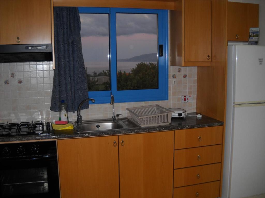 Socrates Apartments Polis Екстер'єр фото
